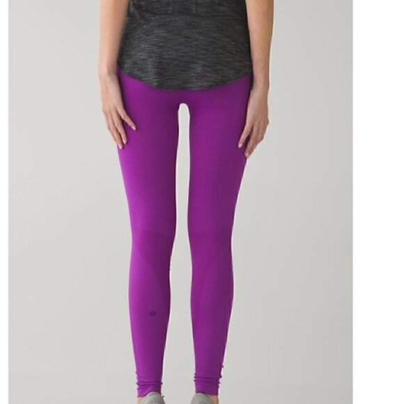 Lululemon Zone In Seamless Tight Tender Violet Size 2 - Picture 3 of 8